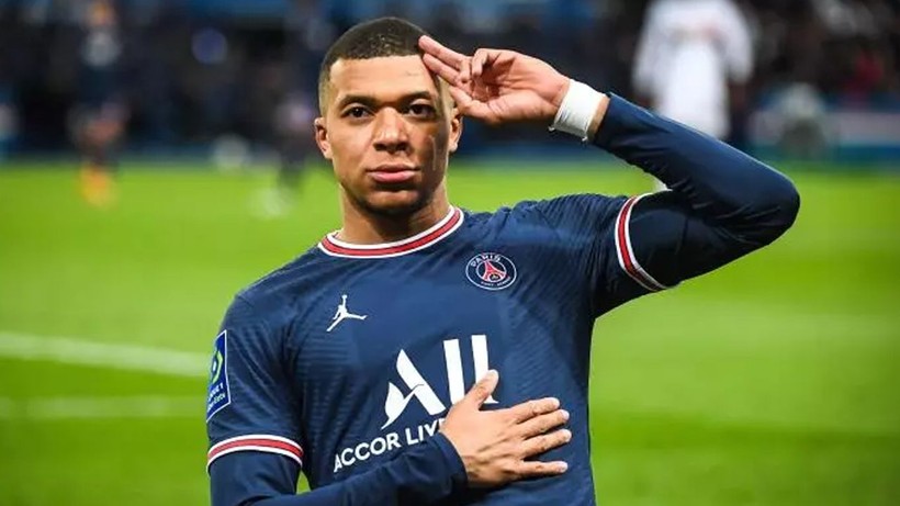 Kylian Mbappe’nin yeni anlaşması hayrete düşürdü; PSG’de bir dönem resmen bitti - Resim: 2