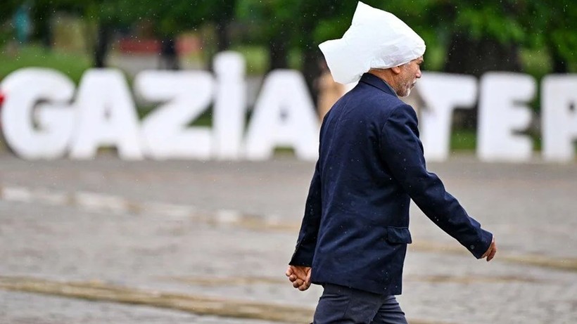 Uyarılar art arda geldi! Kuvvetli yağış geliyor - Resim: 1
