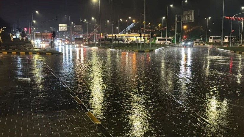 Uyarılar art arda geldi! Kuvvetli yağış geliyor - Resim: 4