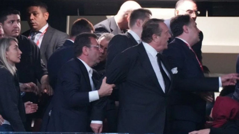 Beşiktaş maçında büyük kriz çıktı! İBB Başkanı Ekrem İmamoğlu zor tuttu - Resim: 2