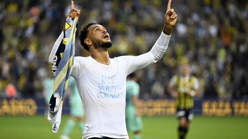 Fenerbahçe'nin yıldız ismi takımdan ayrıldı; Taraftarı yıkan sözler - Resim: 4