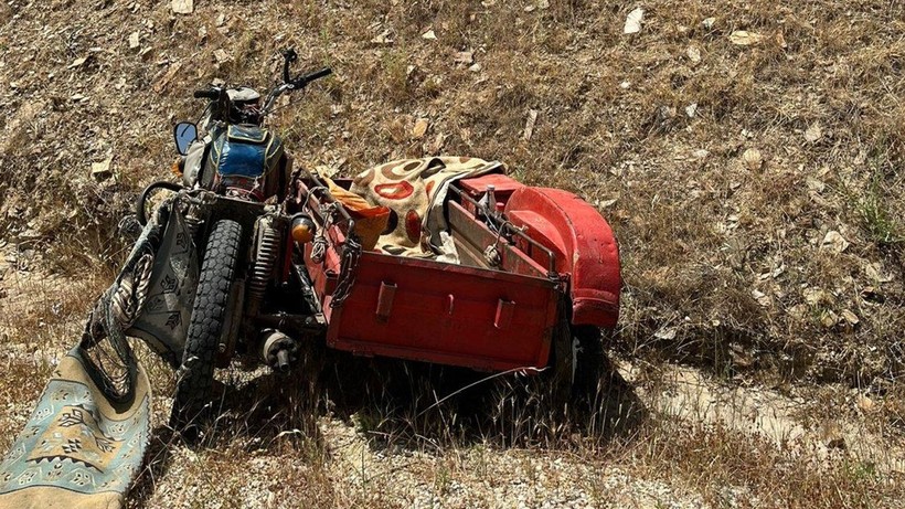 Manisa'da motosiklet alt yola uçtu, sürücü hayatını kaybetti - Resim: 3