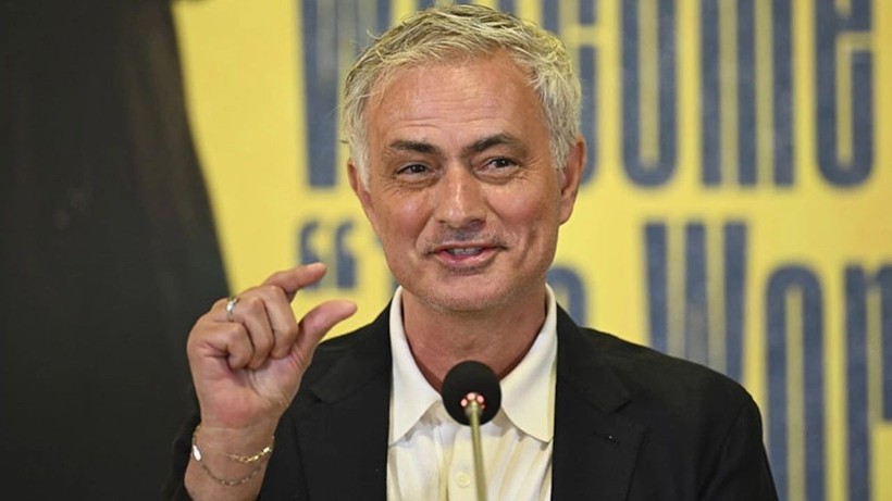 Jose Mourinho o futbolcu ile birbirine girdi; Fenerbahçe’de ortalık karıştı - Resim: 4