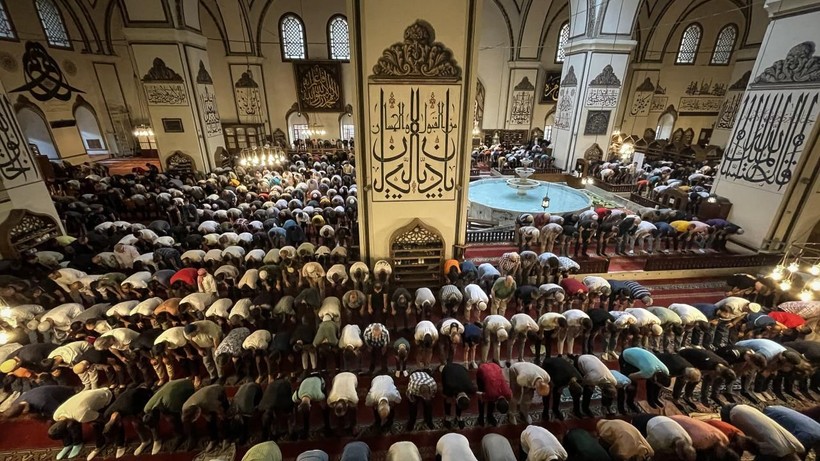 Kurban Bayramı bayram namazı saat kaçta? İl il bayram namazı saatleri - Resim: 1