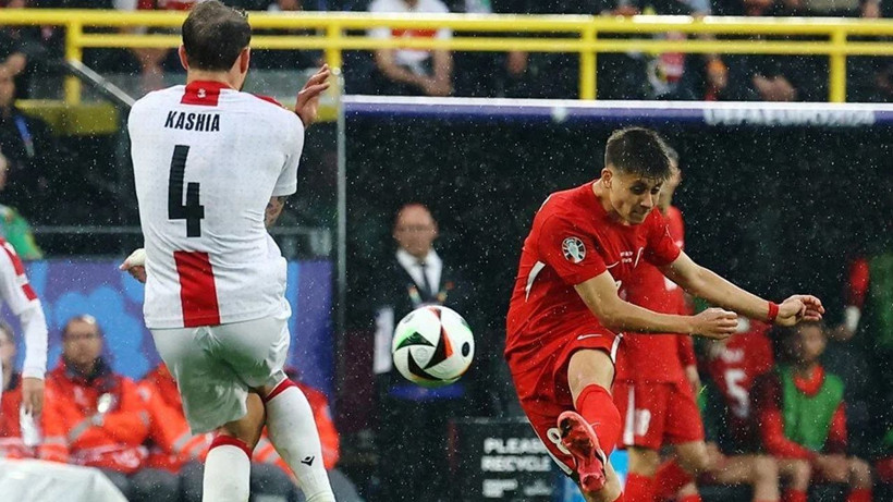 Arda Güler, Cristiano Ronaldo'yu geride bıraktı! Genç yıldız tarihe geçti - Resim: 1