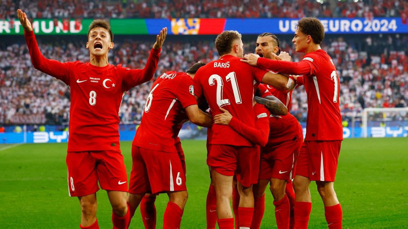 Arda Güler, Cristiano Ronaldo'yu geride bıraktı! Genç yıldız tarihe geçti - Resim: 2
