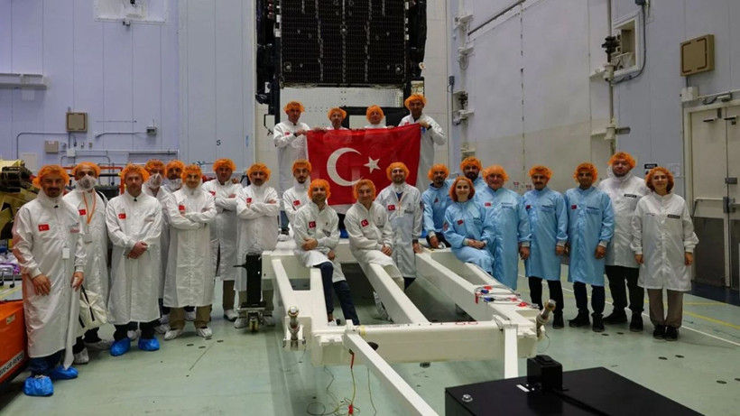 Türkiye'nin ilk milli haberleşme uydusu TÜRKSAT 6A, fırlatılmaya hazırlanıyor - Resim: 2