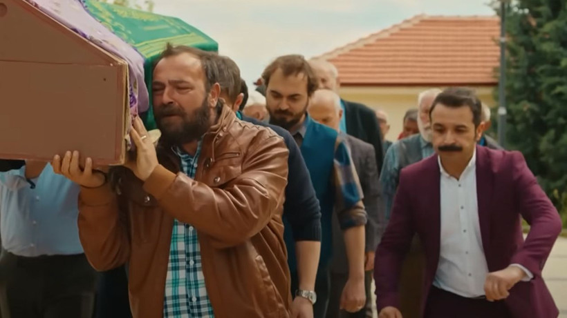 Gönül Dağı dizisinde beklenmeyen değişiklik; Yeni başrol oyuncusu o isim oldu - Resim: 1