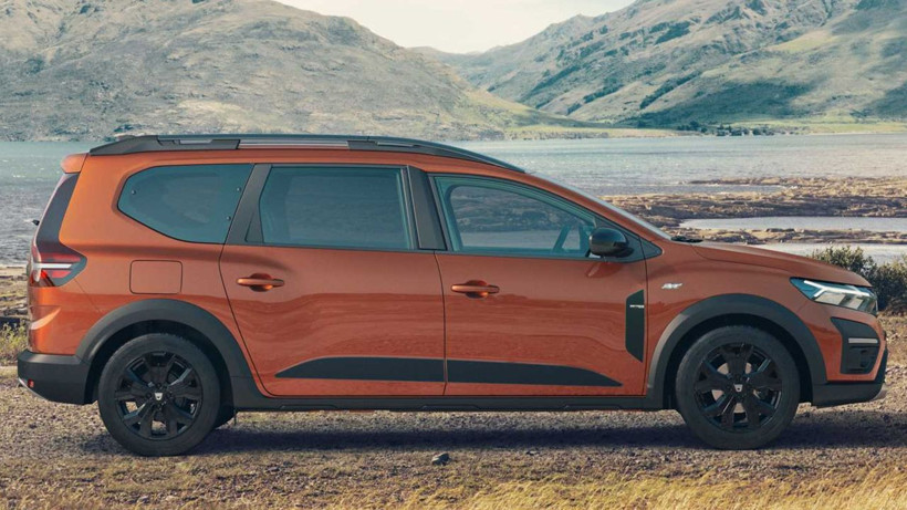 Dacia 7 kişilik SUV modelin fiyatını dibe çekti; Bu kadarını da kimse tahmin etmedi - Resim: 4