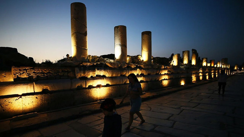 Turistler müzeleri gece geziliyor - Resim: 2