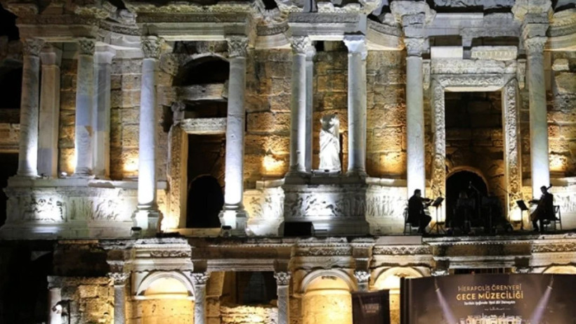 Turistler müzeleri gece geziliyor - Resim: 4