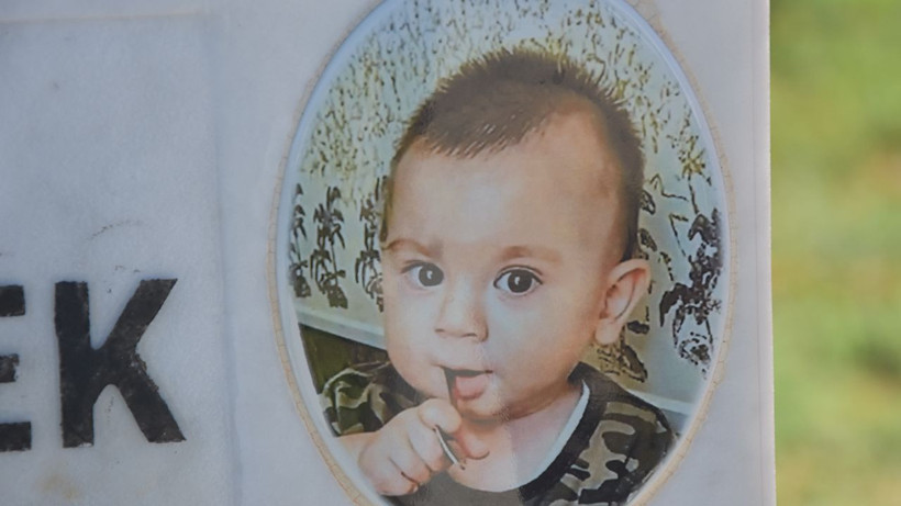 Şehit Bedirhan bebek ve annesi, kabirleri başında anıldı - Resim: 2