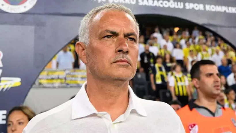 Fenerbahçe’de Jose Mourinho depremi yaşanıyor; Cenk Tosun detayı ortalığı karıştırdı - Resim: 1
