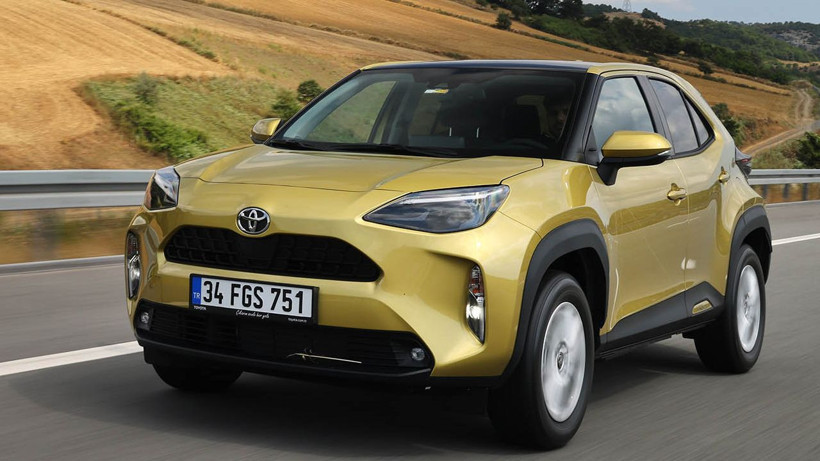 Toyota Yaris Cross fiyatı resmen dibe çekildi; Dev markadan beklenmeyen liste - Resim: 3