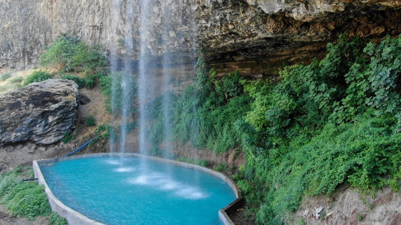 Antalya’yı aratmıyor! Diyarbakır’daki bu şelaleye turistler akın ediyor - Resim: 2