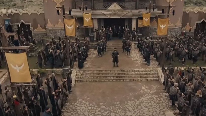 Kuruluş Osman dizisi bir türlü başlayamadı; Özge Törer krizi olay yaratacak - Resim: 3