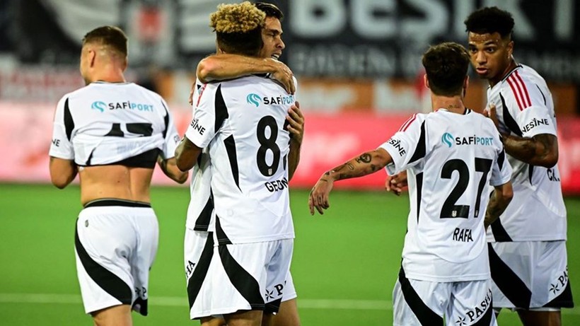 Beşiktaş'ta ortalığı karıştıracak ayrılık kararı; Bileti teknik direktör kesmedi - Resim: 1