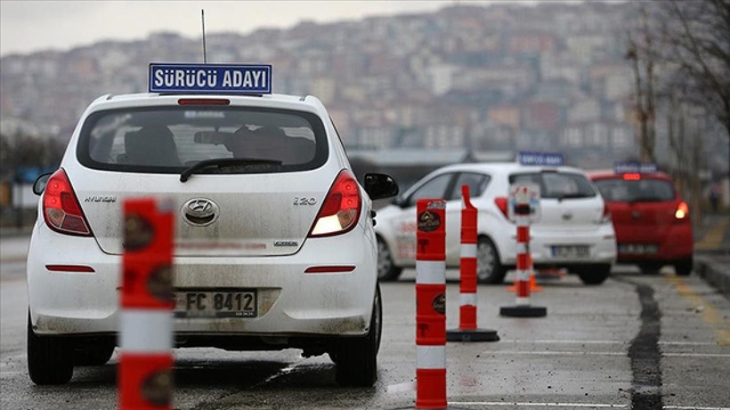 Ehliyette yeni dönem başlıyor: Bakanlık açıklama yaptı, uygulamaya dahil olmayanlar ceza alacak - Resim: 4