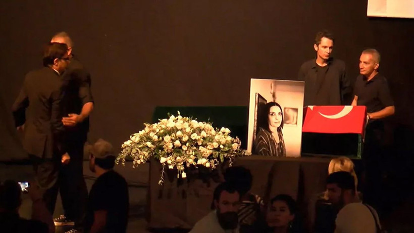 Tomris Giritlioğlu için tören düzenlendi - Resim: 1