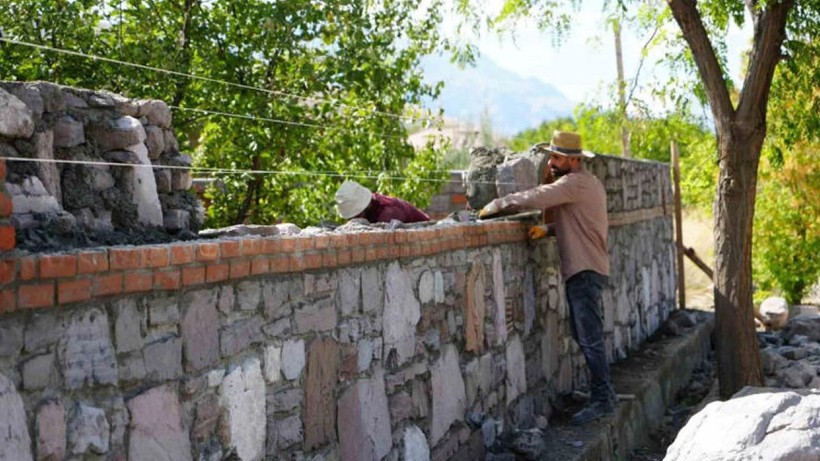 Erzincan'da taşın sanatkarları aylık 100 bin lira maaş kazanıyor - Resim: 1