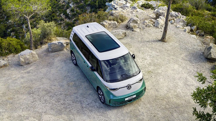 Volkswagen ID. Buzz dört farklı versiyonla satışta; Türkiye fiyatını kimse böyle tahmin etmedi - Resim: 3