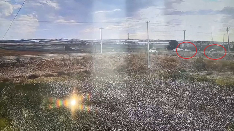 Diyarbakır’da iki otomobilin çarpıştığı kaza kamerada - Resim: 1