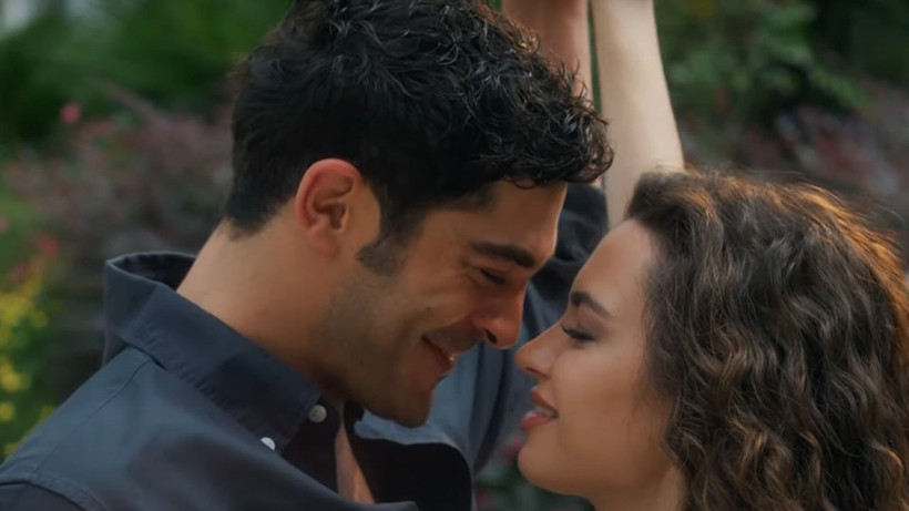 Bir Gece Masalı dizisiyle yollarını ayırdı; Canfeza hayranları o sahneyi izleyemedi - Resim: 3