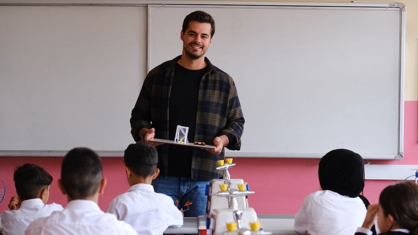 Gönül Dağı dizisinde inanılmaz ayrılık kararı; Yeni projeye bile başladı - Resim: 3