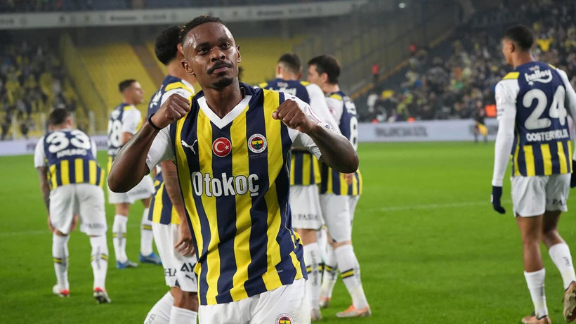 Fenerbahçe taraftarını yıkan ayrılık gerçekleşti; O detay daha da çok konuşulacak - Resim: 2