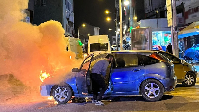 Karabük'te cep telefonunu almak için yanan aracın içine girdi - Resim: 3