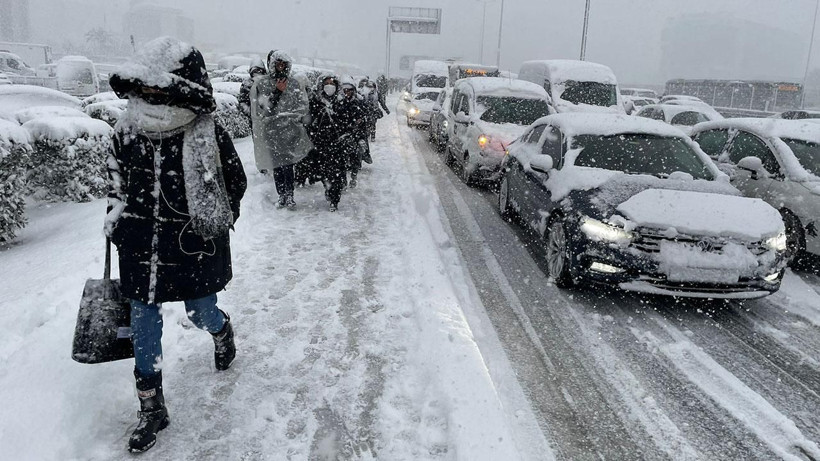 Meteoroloji’den kritik uyarı: İstanbul dahil bir çok şehre soğuk hava ve kar geliyor - Resim: 2