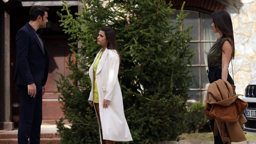 Ve Hudutsuz Sevda dizisine sonunda geri döndü; Yeni bölümde herkes gördü - Resim: 3