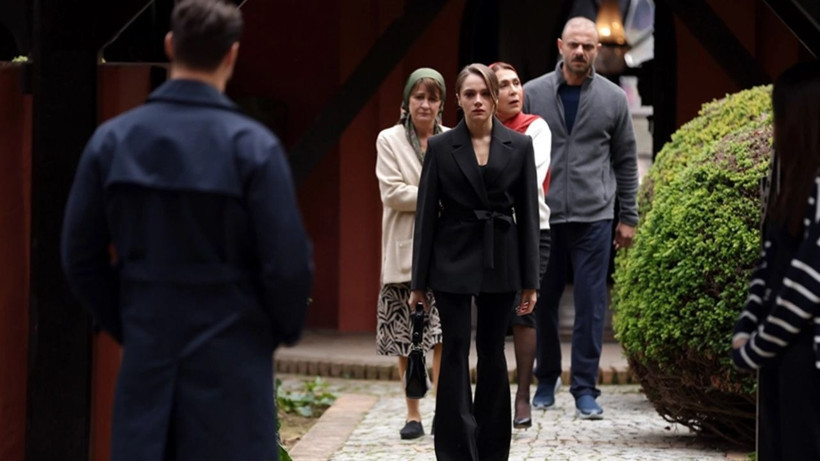 Hudutsuz Sevda dizisini izleyenler hemen kapattı; Deniz Can Aktaş depremi - Resim: 1