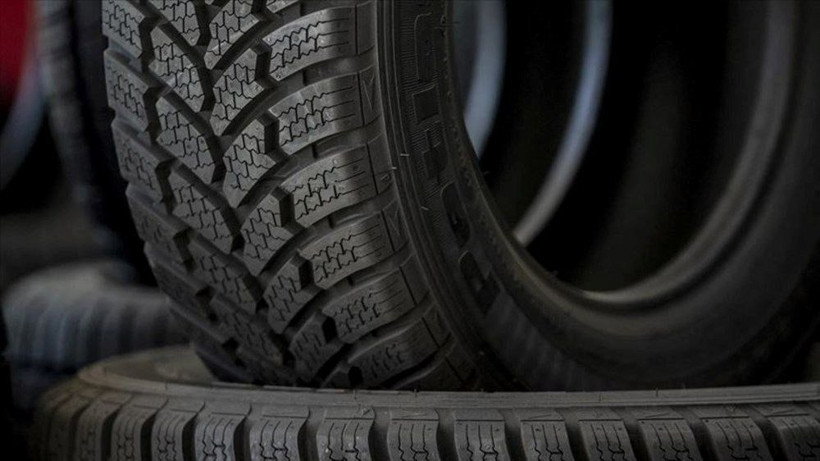 Özel araçlara kış lastiği zorunlu oluyor: Resmi tarih verildi! - Resim: 1