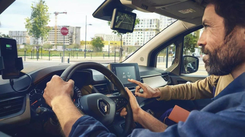 Bu model modern eniştelerin yeni gözdesi oldu; Renault yine yapacağını yaptı - Resim: 3