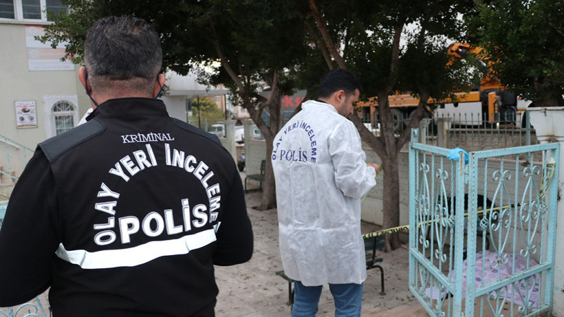 Sokakta yaşıyordu, cami avlusunda ölü bulundu - Resim: 2