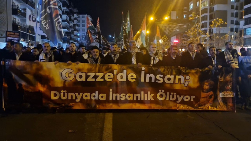 Diyarbakır'da ‘Büyük Aksa Tufanı Yürüyüşü’ düzenlendi - Resim: 3