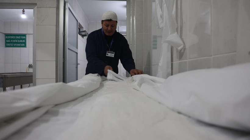 Depremde günde 40 cenaze yıkayan gassal anlattı: O anlar için tüyler ürperten sözler - Resim: 2