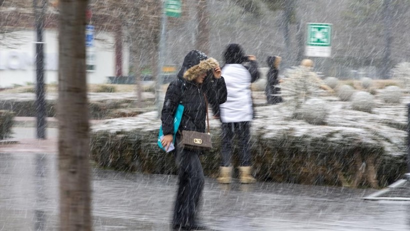 17 ile sarı alarm: İstanbul'da kar fırtınası! Sıcaklıklar 10 derece düşüyor - Resim: 3