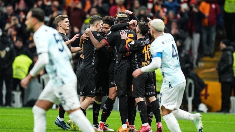 Galatasaray Adana Demirspor maçı sonrası tepki: Spor yorumcuları resmen isyan etti! - Resim: 2