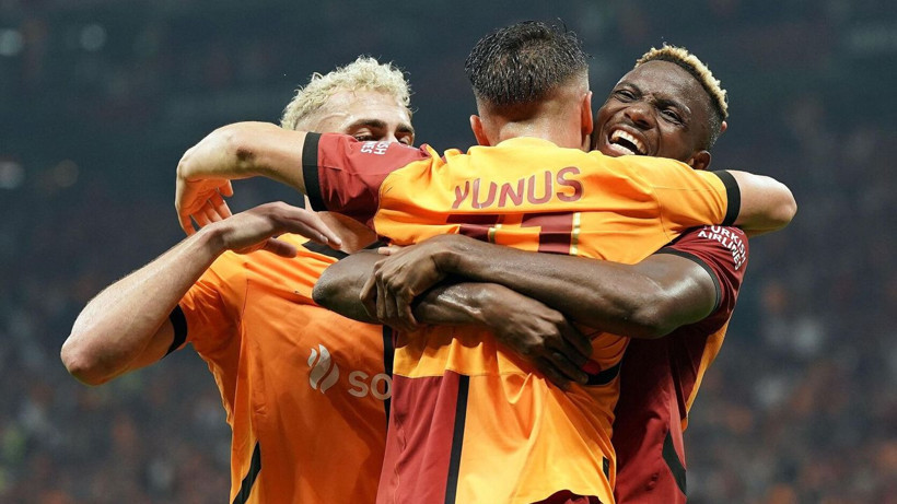 Galatasaray’dan Fenerbahçe’ye yılın çalımı; Yıldız futbolcu son anda ikna edildi - Resim: 1