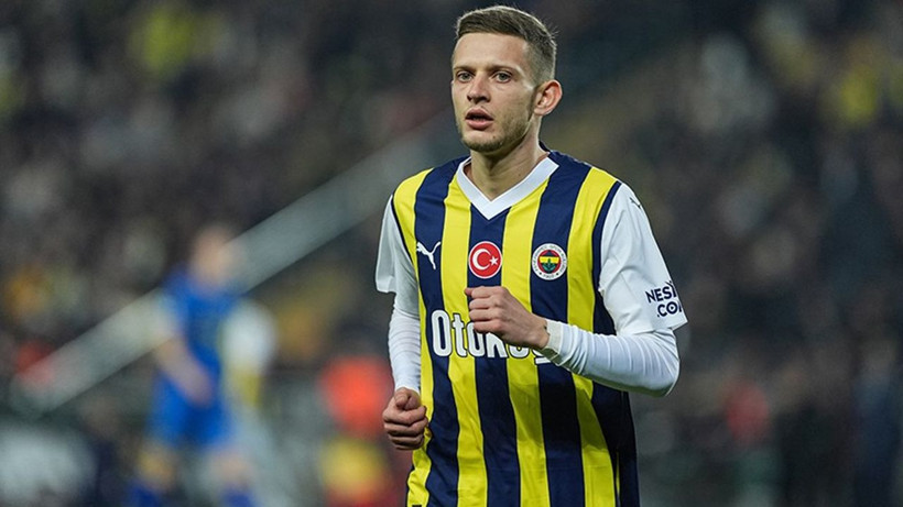 Fenerbahçe’de Sebastian Szymanski ile yollar ayrıldı; Yıldız futbolcu ısrar etti - Resim: 4