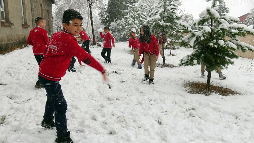Kar tatili fırtınası: Öğrenciler için beklenen haberler geliyor! Okullar peş peşe tatil ediliyor! - Resim: 4