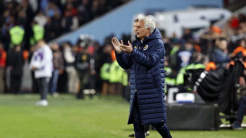 Fenerbahçe'de dev derbi öncesi büyük kriz! Yıldız isimler kadroda olmayacak - Resim: 3