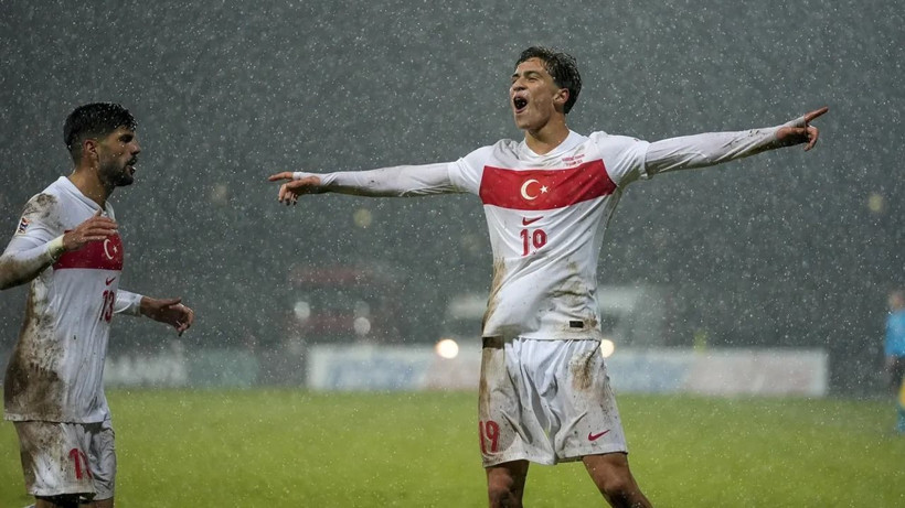 Milli yıldız için tarihi bonservis talebi! Zidane'ı geride bırakacak - Resim: 1