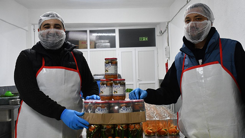 Memurluğu bıraktı, üretime başladı! Şimdi yurt dışından sipariş yağıyor… - Resim: 1