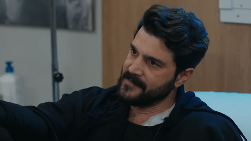 Hudutsuz Sevda dizisinde bir dönem sona erdi; 55 bölümlük hikaye değişti - Resim: 2