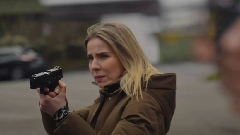 Arka Sokaklar dizisinin beklenen ismi geri geldi; Rekortmen diziyi izleyenler şaşkın - Resim: 3