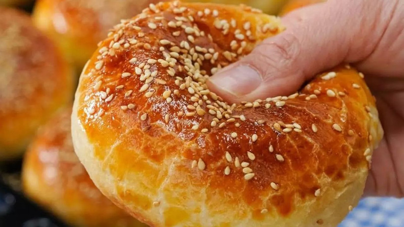 Balon gibi kabaran poğaça böyle yapılıyormuş! Süt yerine mutlaka bu malzemeyi kullanın - Resim: 2