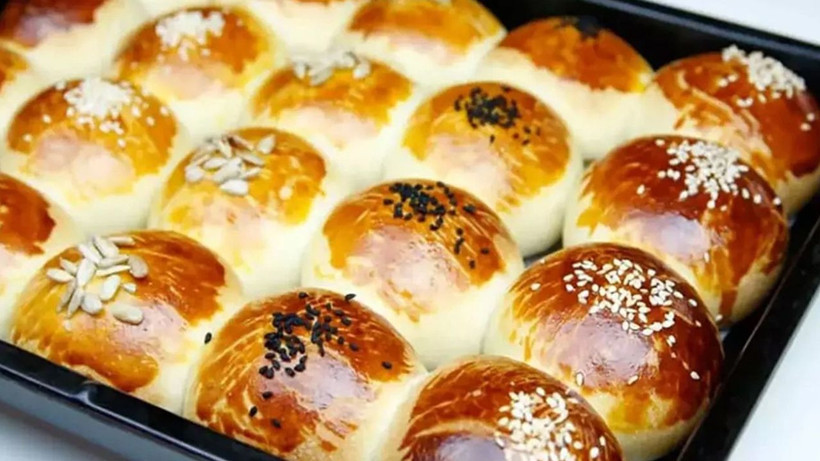 Balon gibi kabaran poğaça böyle yapılıyormuş! Süt yerine mutlaka bu malzemeyi kullanın - Resim: 4